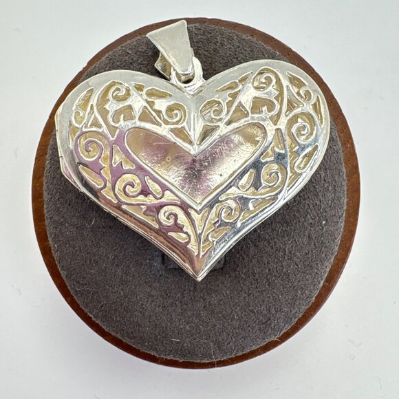 VTG Sterling SIlver 925 Open Heart Scroll Design Locket Pendant Size 25mm - Picture 1 of 14